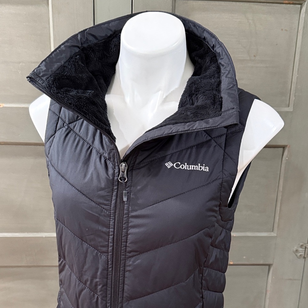 Columbia Black Hi-Low Vest